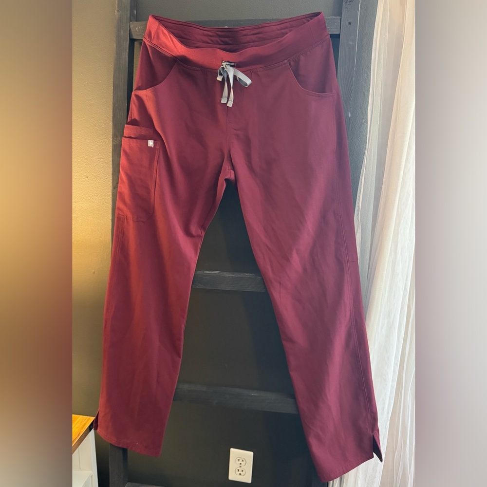 Figs Scrub Pants. Large Tall. $25.